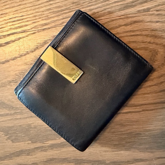 Gucci Handbags - Gucci vintage Black Leather Billfold with Gold-Tone Money Clip